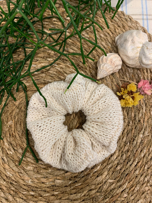 Hárteygja / Scrunchie / hvít