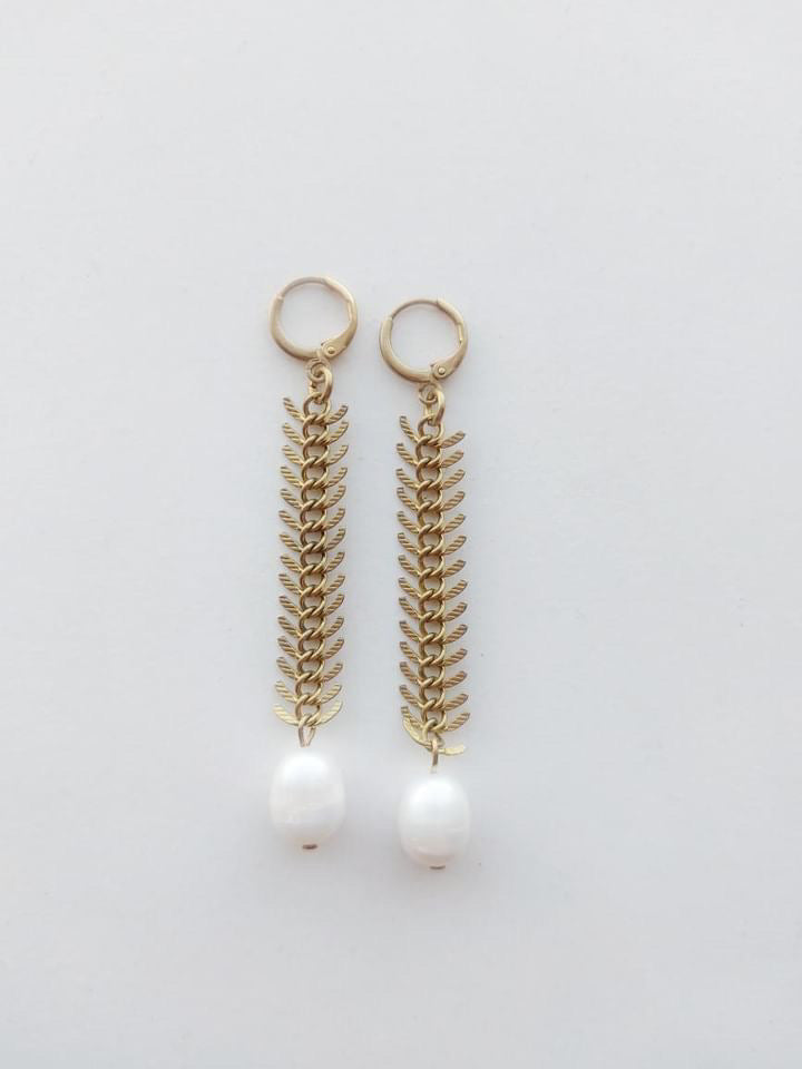 Eyrnalokkar / Elegant