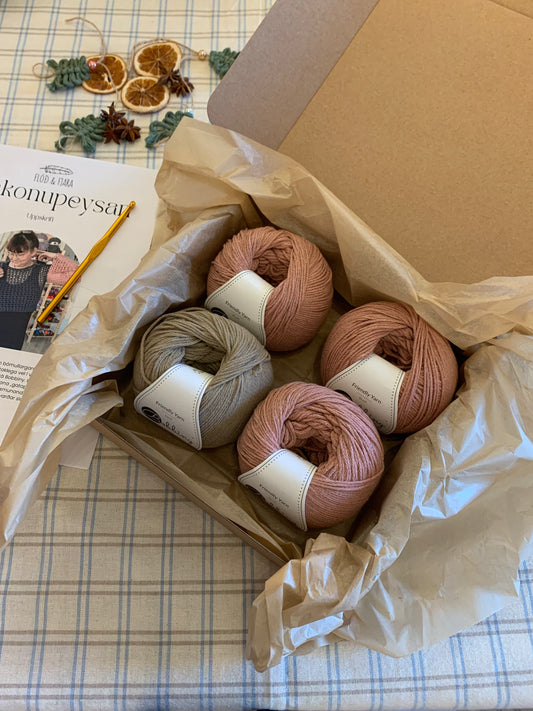 Efni & uppskrift að Vinkonupeysunni / Innpakkað í gjafaöskju