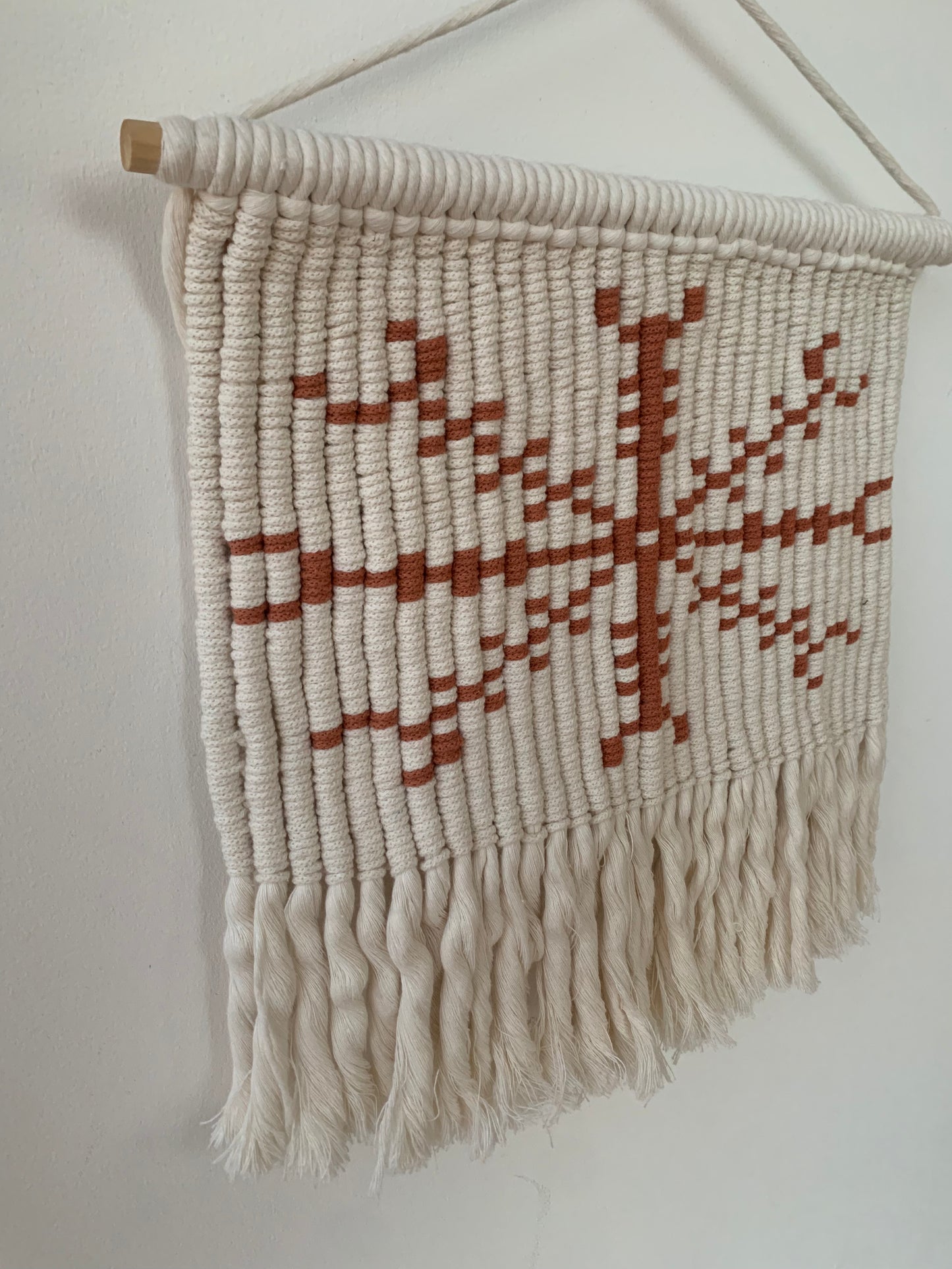 Vegghengi / Ægishjálmur / terracotta