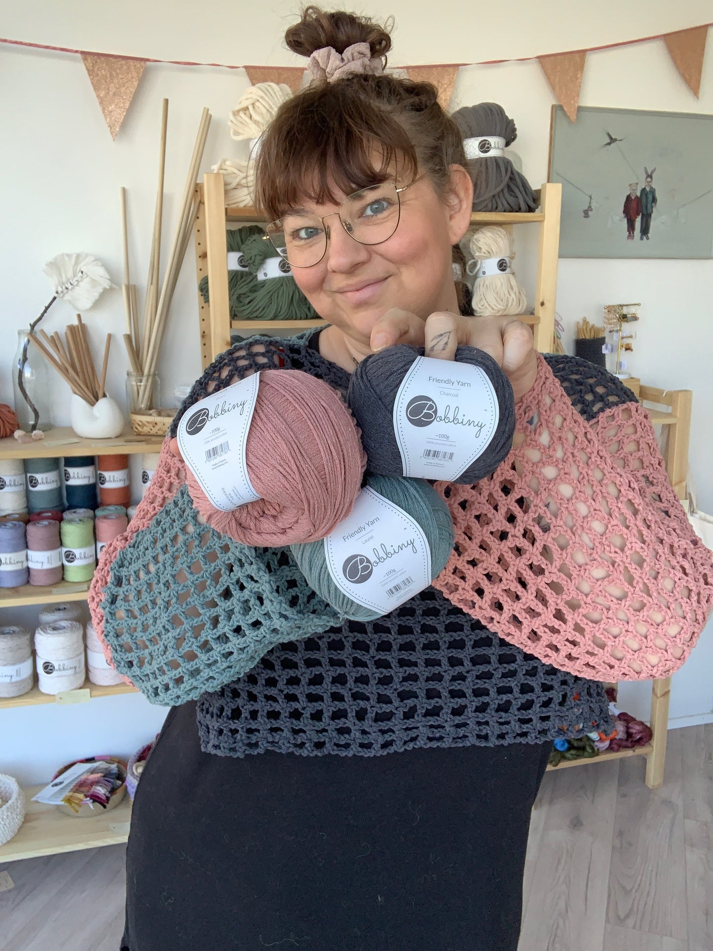 Efni & uppskrift að Vinkonupeysunni