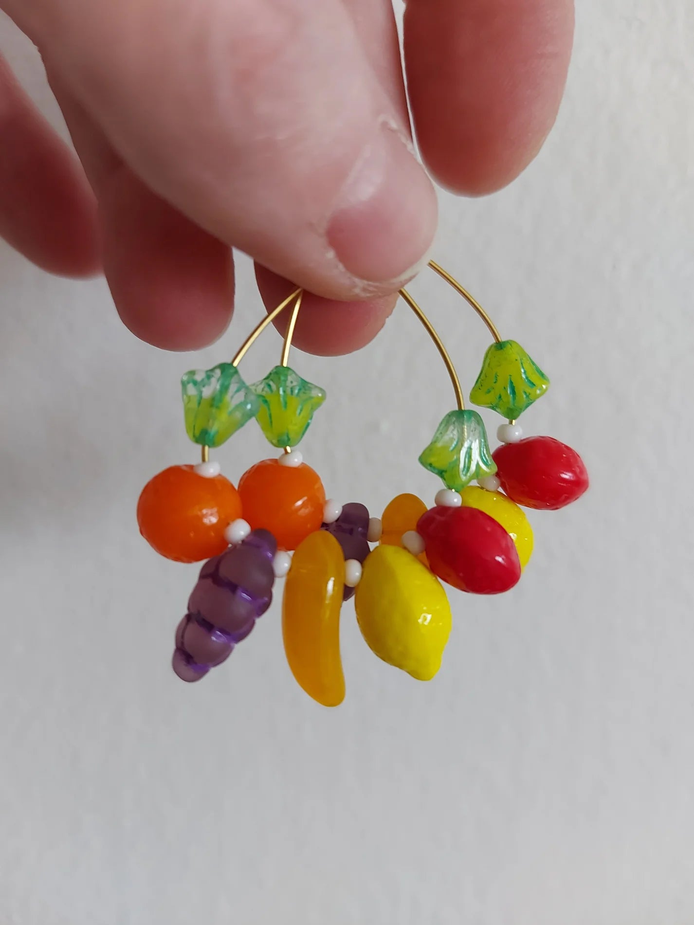 Eyrnalokkar / Ávextir