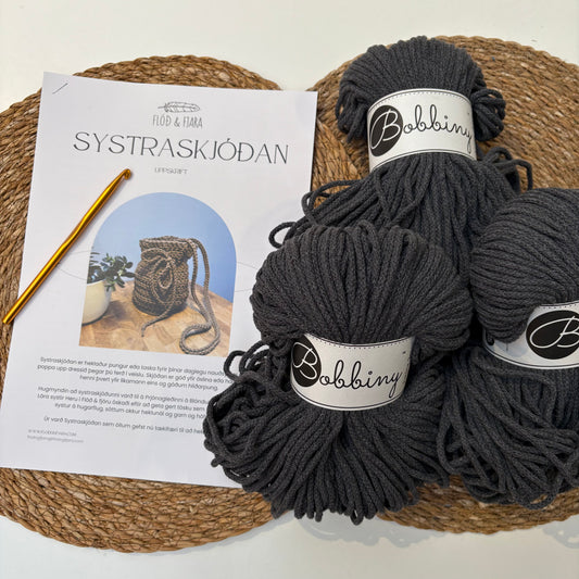 Tilboð! Efni & uppskrift að Systraskjóðunni - heklaðri hliðartösku