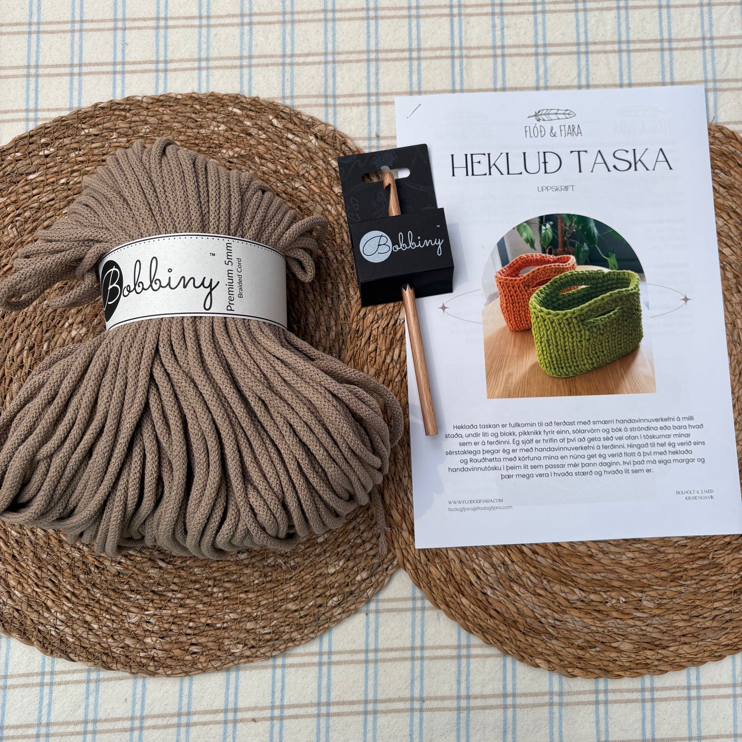 Efni & uppskrift að Heklaðri tösku