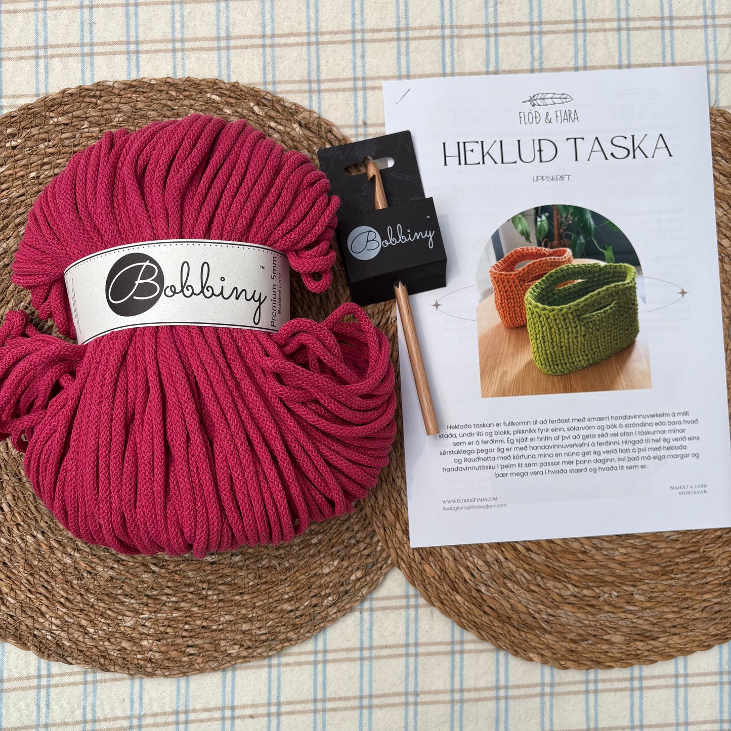 Efni & uppskrift að Heklaðri tösku