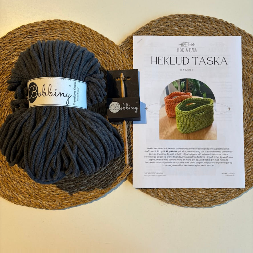 Efni & uppskrift að Heklaðri tösku