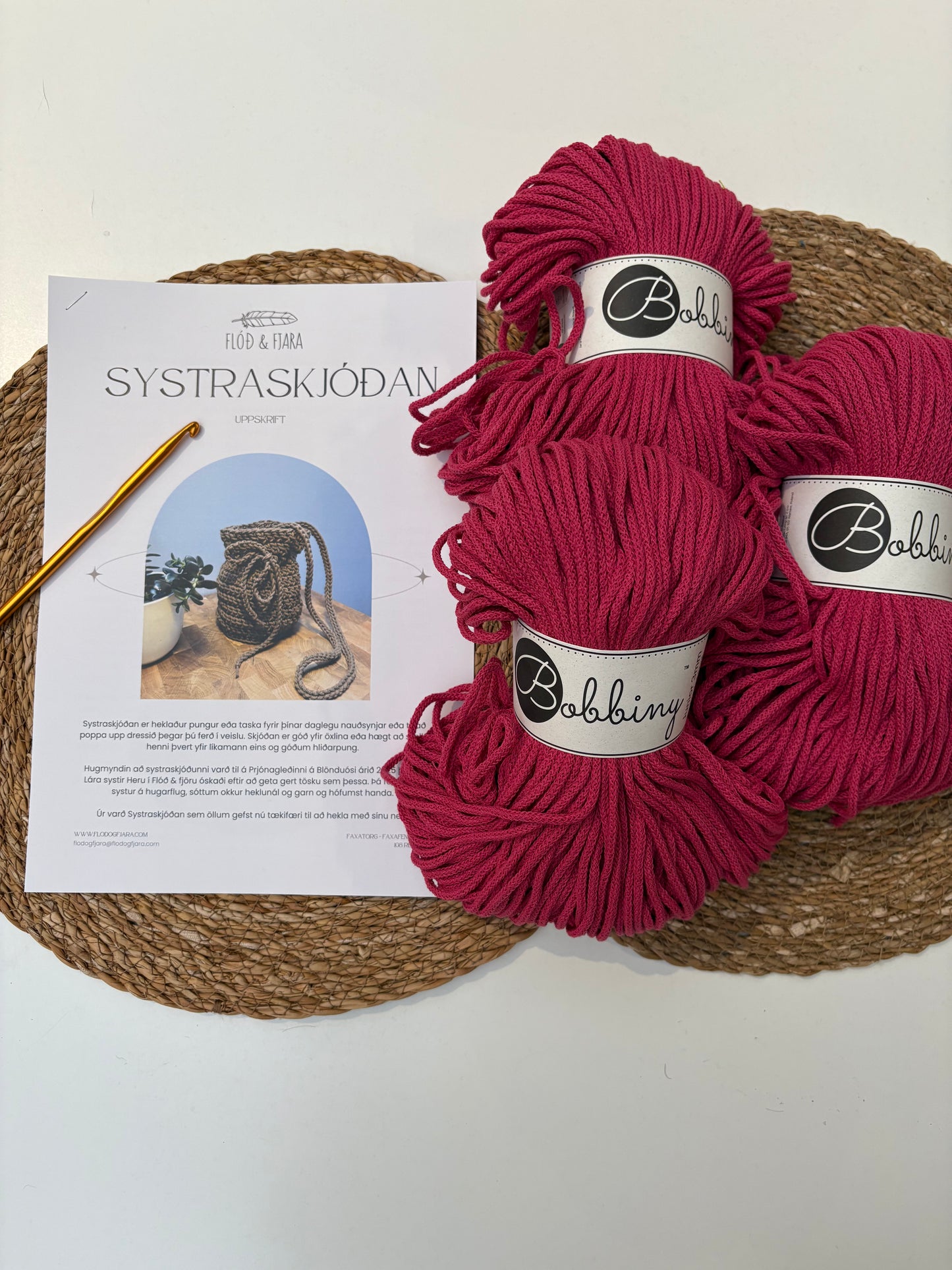 Tilboð! Efni & uppskrift að Systraskjóðunni - heklaðri hliðartösku