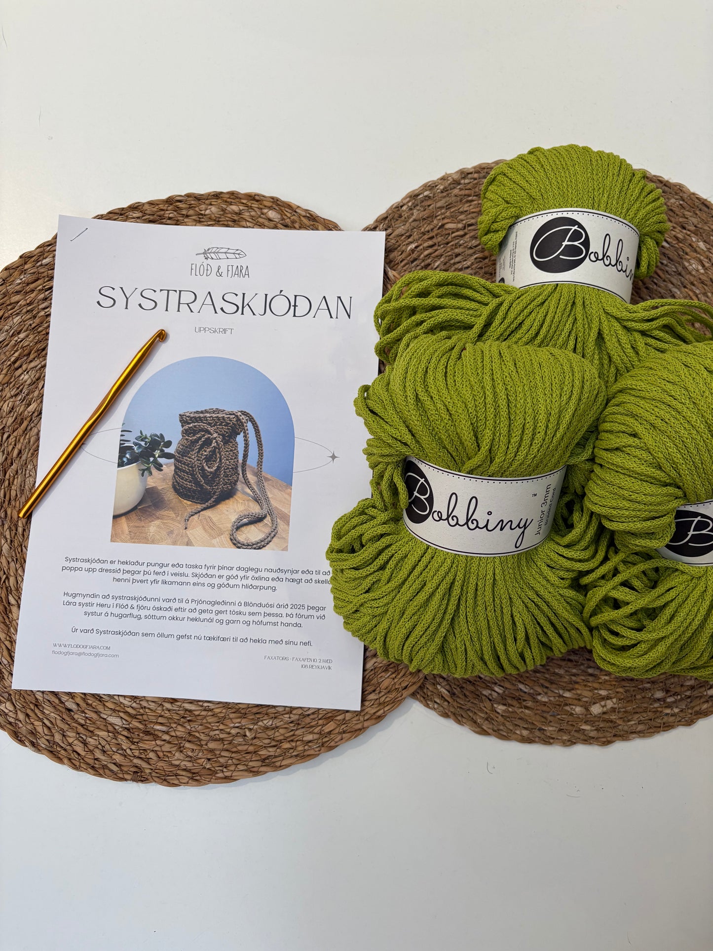 Tilboð! Efni & uppskrift að Systraskjóðunni - heklaðri hliðartösku