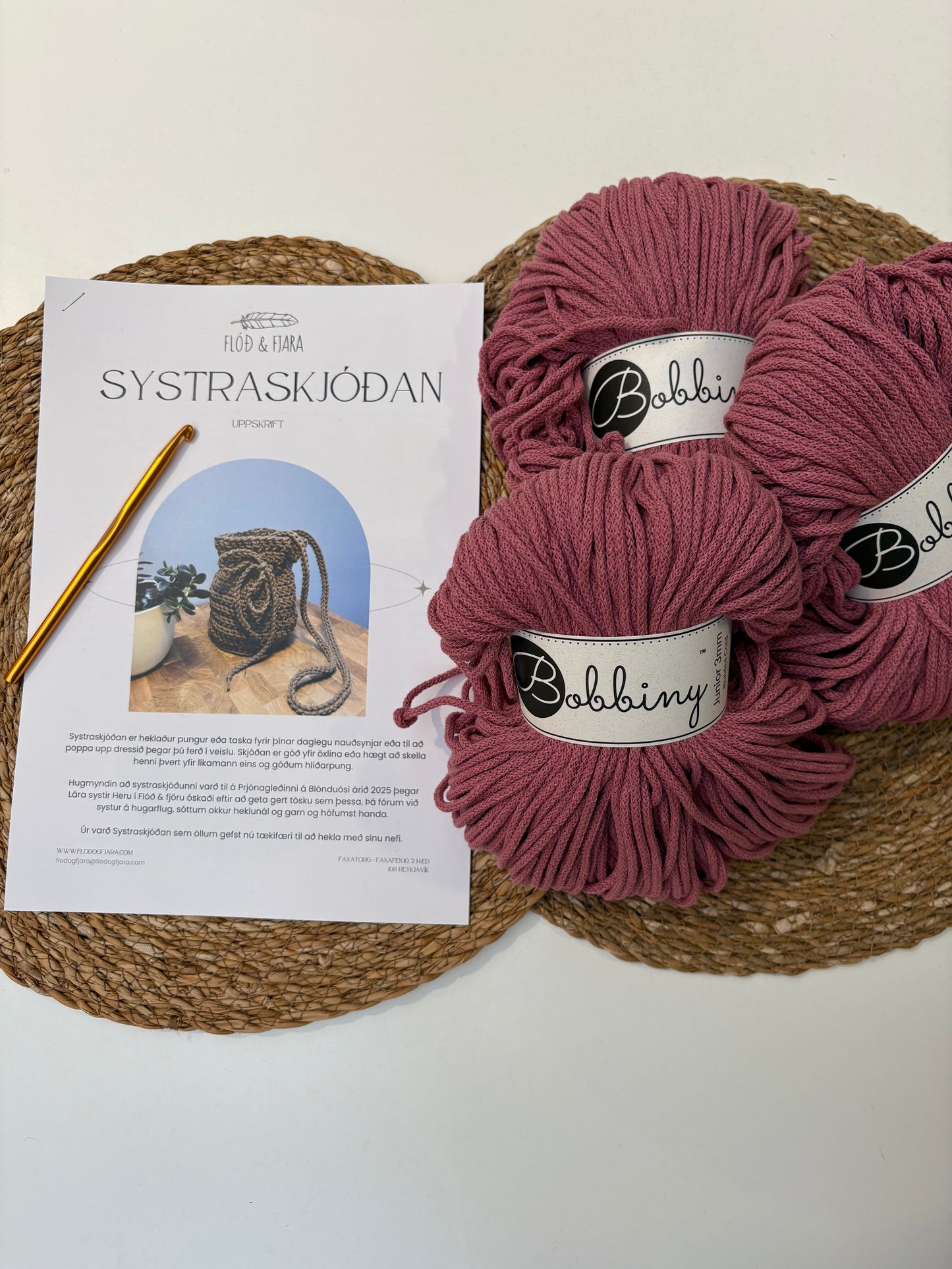 Tilboð! Efni & uppskrift að Systraskjóðunni - heklaðri hliðartösku