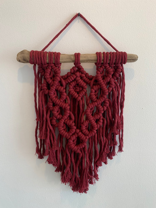 Vegghengi / Red Wine