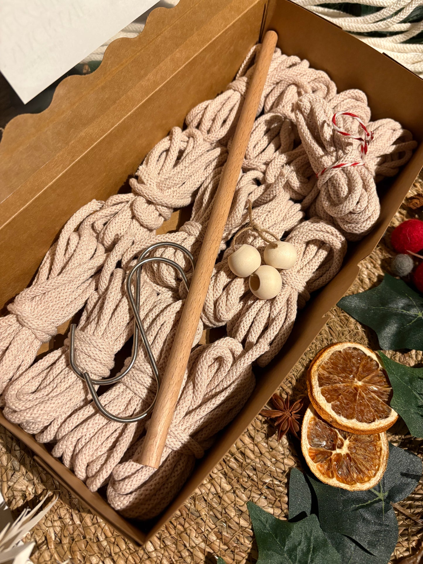 Gerðu þitt eigið macramé vegghengi / Efni & uppskrift