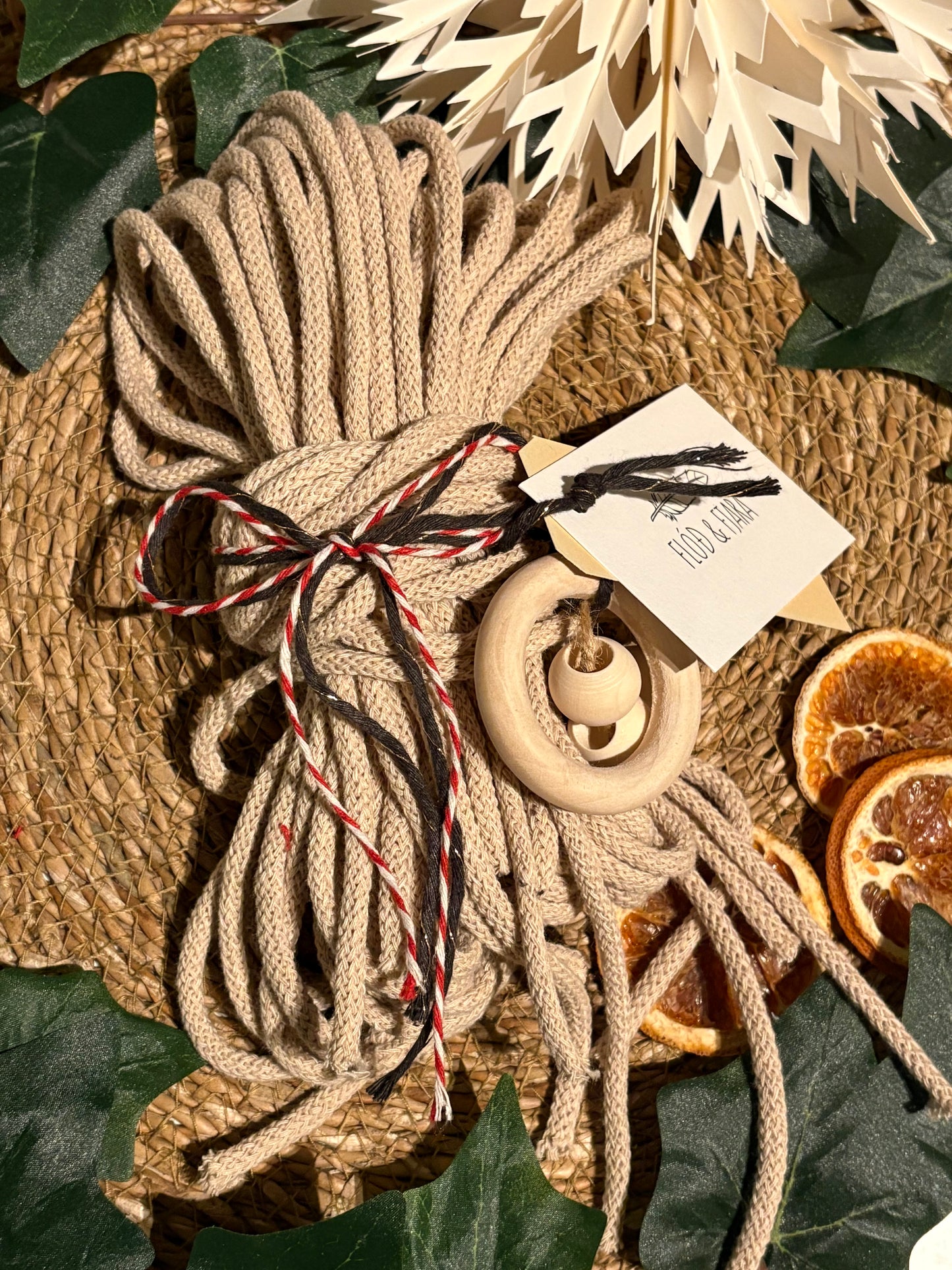 Gerðu þitt eigið macramé plöntuhengi/ Efni & uppskrift