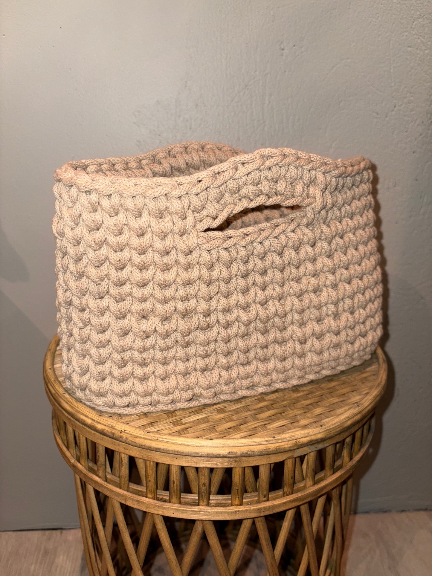 Hekluð taska / lítil / Warm Beige